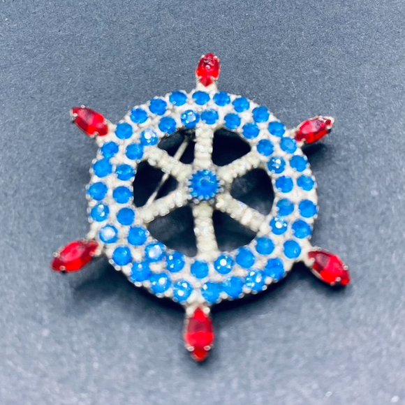 Vintage Bauer Brooches - Three - Picture 3 of 4